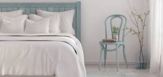 Un'altra idea se vuoi decorare la testata del letto matrimoniale è utilizzare il color block. 21 Idee Per Una Testata Del Letto Alternativa Casa It
