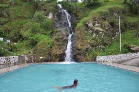 Pesona Wisata Air Terjun Bukit Gibeon