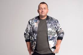 Zsolt gáspár is an actor, known for jóban rosszban (2005), édes élet (2013) and ázsia expressz (2017). Gaspar Zsoltit Kitette A Felesege A Hazbol Demcsak Zsuzsa Miatt All Naluk A Bal Hazai Sztar Femina