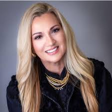 Stephanie Kovar's Instagram, Twitter & Facebook