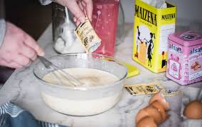 Crepes Fourrees A La Creme Et Aux Fruits Recette Fruits Creme Patissiere Sans Oeuf Crepe Fourree