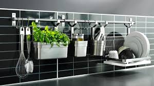 Tienda online de muebles, colchones, decoración y electrodomésticos. Nueve Accesorios Practicos De Ikea Que Gusta Tener A Mano En Nuestras Cocinas