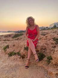 Travel back in time to check out the early roles of some of hollywood's heavy hitters. Liane Den Haan Sunset Loveit Facebook