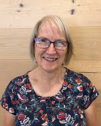 Heidi Nickel's Instagram, Twitter & Facebook