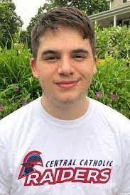 Vivian Roderick's Instagram, Twitter & Facebook