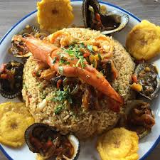 Maggie Padilla On Instagram Volviendo A La Realidad Arroz Marinero Nofilterneeded Food Foodporn Manta M Peruvian Recipes Ecuadorian Food Food