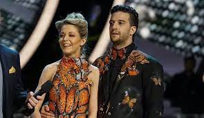 Who are the professional dancers on dancing with the stars? Lindsey Stirling Dances Like A Butterfly For Dwts Ballroom Night Video Dancing With The Stars Lindsey Stirling Mark Ballas Just Jared