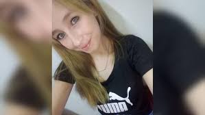 De la guerra y la pobreza al Castillo de Oro: la increíble vida de  Marietta, dueña de una de las casas más lindas de la región