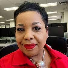 Roseann Forbes's Instagram, Twitter & Facebook