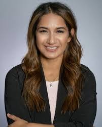 Stacey Soares's Instagram, Twitter & Facebook