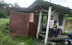 Komponen spkr meliputi bantuan rumah pprt, program latihan kemahiran dan program peningkatan pendapatan yang membentuk suatu pakej nilai tambah objektif pprt. Permohonan Rumah Pprt 2017 Semuanya Yang Anda Perlu Tahu Tentang Ppr Pprt Kumpulan Sasar Pprt Adalah Ketua Isi Rumah Kir Miskin Tegar Dan Miskin Yang Ditentukan Berdasarkan Pendapatan Garis Kemiskinan