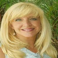 Candy Watson's Instagram, Twitter & Facebook