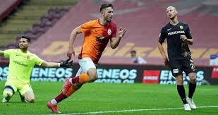 He began his career in his native netherlands with sparta rotterdam and transferred to brentford in 2020. Halil Dervisoglu Acikladi Galatasaray Da Kalacak Mi Son Dakika Spor Haberleri