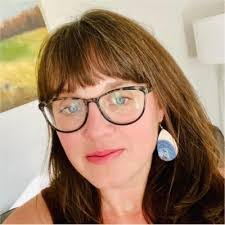 Merle Schwartz's Instagram, Twitter & Facebook