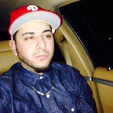 Betty Gruet's Instagram, Twitter & Facebook