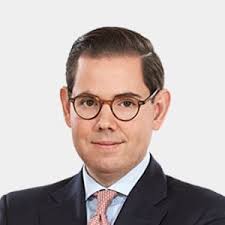 Jan-Phillip Kunz LL.M. > LUTZ