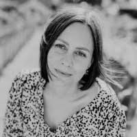 700+ "Praxis" profiles