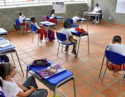 La municipalidad de saujil suspendió las clases presenciales en la jurisdicción. Oubyadtmrep65m
