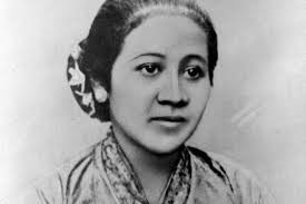 Kalo ra kartini dianggap mengangkat derajat wanita indonesia, maka muhammad saw tlh mngajarkan risalah yang paling memuliakan wanita sedunia. 17 Kutipan R A Kartini Yang Paling Inspiratif