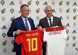 .las federaciones de fútbol de españa y de portugal confirman que comenzarán un profundo de dos continentes, españa, portugal y marruecos, para optar a la organización del mundial 2030. Futbol Espana Y Portugal Dejan De Lado A Marruecos Del Mundial 2030 Rtve Es