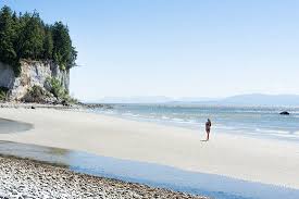 The sunshine coast is a stunning area of south east queensland that takes in superb clean beaches, cosmopolitan tourist precincts against a scenic mountain backdrop. White Sandy Beaches With Beautiful Cliffs Picture Of Sunshine Coast Air Sechelt Tripadvisor