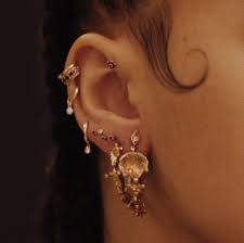 Fka Twigs On Instagram Big Thank You To Brian Bodyelectrictattoo For Putting Holes In My Ears For Many Years Now Braided Jewelry Diy Ear Piercings Earrings