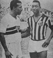 Zizinho former footballer from brazil midfield * sep 14, 1921 in são gonçalo, brazil Album Dos Esportes