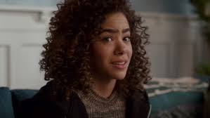 Ginny's first therapy session for talking about her self harm tendencies  GINNY & GEORGIA S2 E2