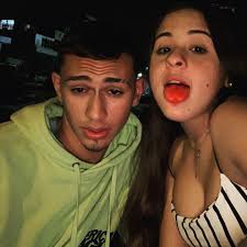 Tenemo el pikete en high🥵 pero andamo en low🥶” Primo y sis ❣️ CHRISTMAS  EVE🎄🎄❣️ Primo: @j.rodz26 Sis: @stella.maris12 @ Bayamon, Puerto Rico