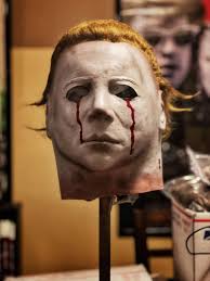 Does anyone know anyone a good halloween 2 mask?Im looking for one to buy  but i want a a really accurate one thank you!😁😁