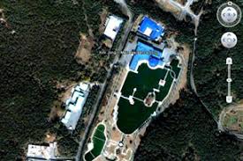Daily nk, an online media outlet run mostly by north korean defectors, reported last week. Kim S Palaces Via Google Earth Radio Free Asia