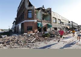 Storm chaser gets caught up in forming tornado. Residents Pick Through Rubble In Iowa After Tornadoes Pittsburgh Post Gazette