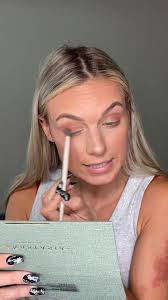 Lavish started their sale! 25% off plus an extra 10% with my discount code  “Hanna”. Vintage style designer earrings, bracelets and necklaces. ❤️ shop  https://lavishrenewed.com/discount/hanna