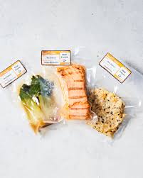 We Know How Difficult It Is To Come Home After An Exhausting Day And Still Come Up With A Healthy Meal Healthy Meals Delivered Healthy Recipes Foods Delivered