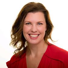 Jennifer Colligan's Instagram, Twitter & Facebook