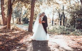 Fotograf für hochzeit gesucht ? Hochzeitsfotografen Vergleich Preise Fotos Hochzeit 2020 2021 2022