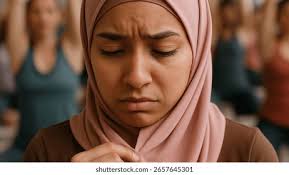 3+ Thousand Brown Long Sleeve Top Royalty-Free Images, Stock Photos &  Pictures