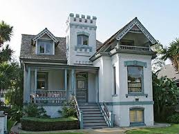 670 E Thompson Blvd Ventura This House Is Known As The Mary Mitchell House And Is Part Of The Mitchell Bloc Ventura Homes Historic Homes Ventura California