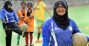 Kozhikode was the capital of malabar during the time of zamorins, who where ruling before the british rule in india. Muslim Woman Ducks Odds To Stay On Soccer Field Fousiya Football Kerala Soccer Field Women