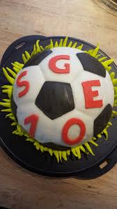 Eintracht Frankfurt Ball Kuchen Kuchen Mit Fondant Eintracht Frankfurt Eintracht