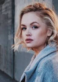 Jessica Kelsey's Instagram, Twitter & Facebook