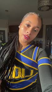 Sidney Burr's Instagram, Twitter & Facebook