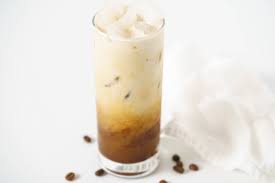 How to make ice coffee. Iced Vanilla Latte Recipe Girl