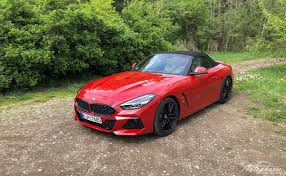 At first, the z4 was only available as a roadster, however, in 2006, the german producer launched the coupe version. Bmw Z4 Sdrive30i Test Was Kann Der 4 Zylinder Im Roadster Autophorie De
