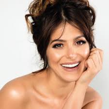 Entrevista a Camila Guiribitey (INFLUENCER ) by BIOGRAFIA URBANA