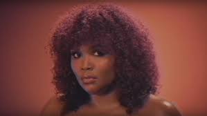 Auf ihrem album mit dem titel „cuz i love you ist lizzo splitterfasernackt zu sehen. Pride Anthems Juice By Lizzo Second Society Report