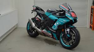 The ecu is programmed with five different types of control systems, including traction. Yamaha Archive 4moto Individuelle Motorradaufkleber Bikedekore Wheelskinzz