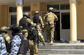В казани после нападения на гимназию №175 введен режим контртеррористической операции. 6xvuac6sohkk M