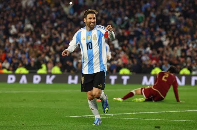 Bí mật về căn bệnh suýt chôn vùi sự nghiệp của Messi - Báo VnExpress Sức khỏe
