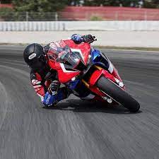 2021 cbr1000rr r fireblade sp overview honda レーシングスーツ スーパーバイク バイク